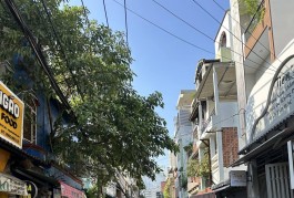 Nhà  Đường Cách Mạng Tháng 8 Phường 5 Quận Tân Bình.